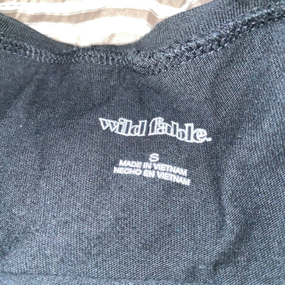 Wild fable Black crop long sleeve